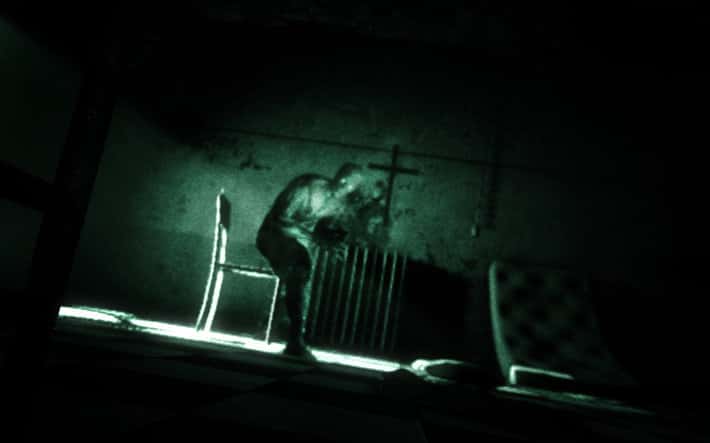 #1. Outlast (GOG) Podle: Red Barrels
