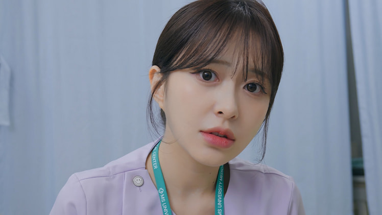 Five Hearts Under One Roof 2 screenshot screenshot 1